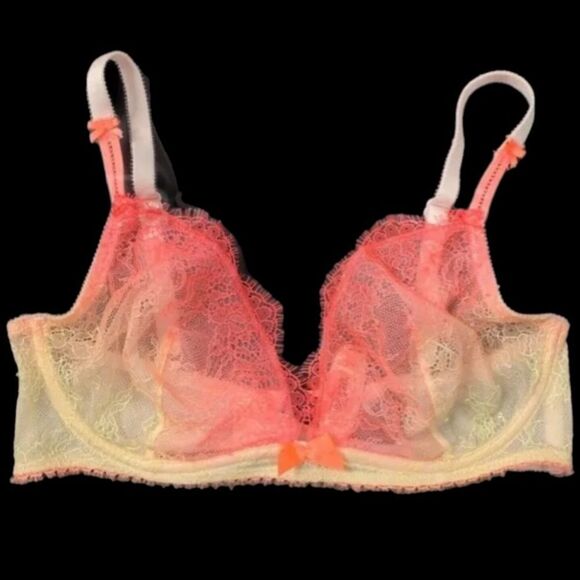 Victorias Secret Very Sexy Unlined Plunge underwire Chantillí lace bra Ombre 34D - Picture 1 of 9